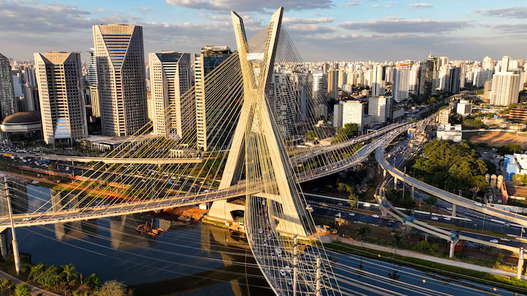 São Paulo — Estaiada cable bridge